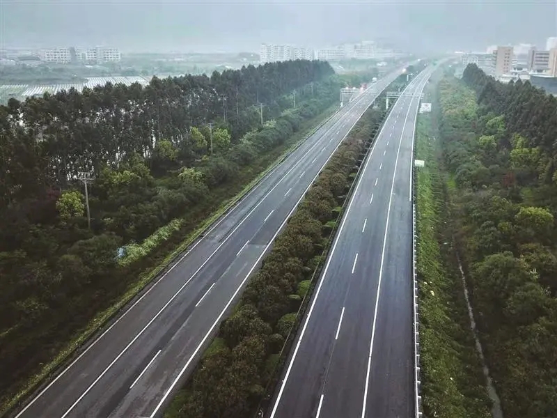 陜西省高速公路建設(shè)集團(tuán)公司銅川至黃陵高速公路投資項(xiàng)目D標(biāo)段項(xiàng)目